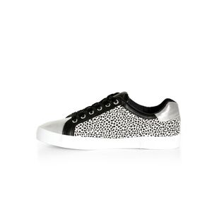 Women's Wide Fit Shaza Leisure Sneaker